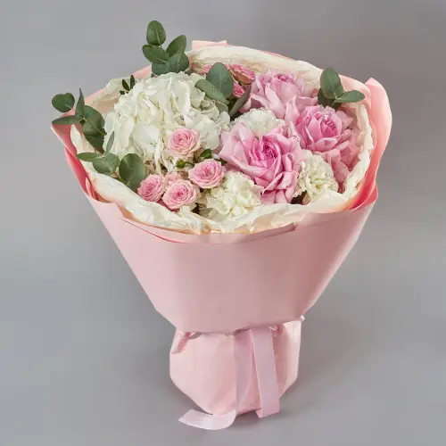 Букет из микса бело-розовых цветов